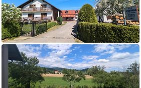 Guest House Gacka Rogic